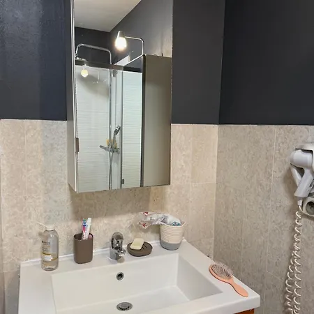 Cosy Centre Апартаменты *